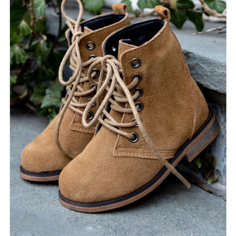 SweetHoney Sharp Boots - Camel